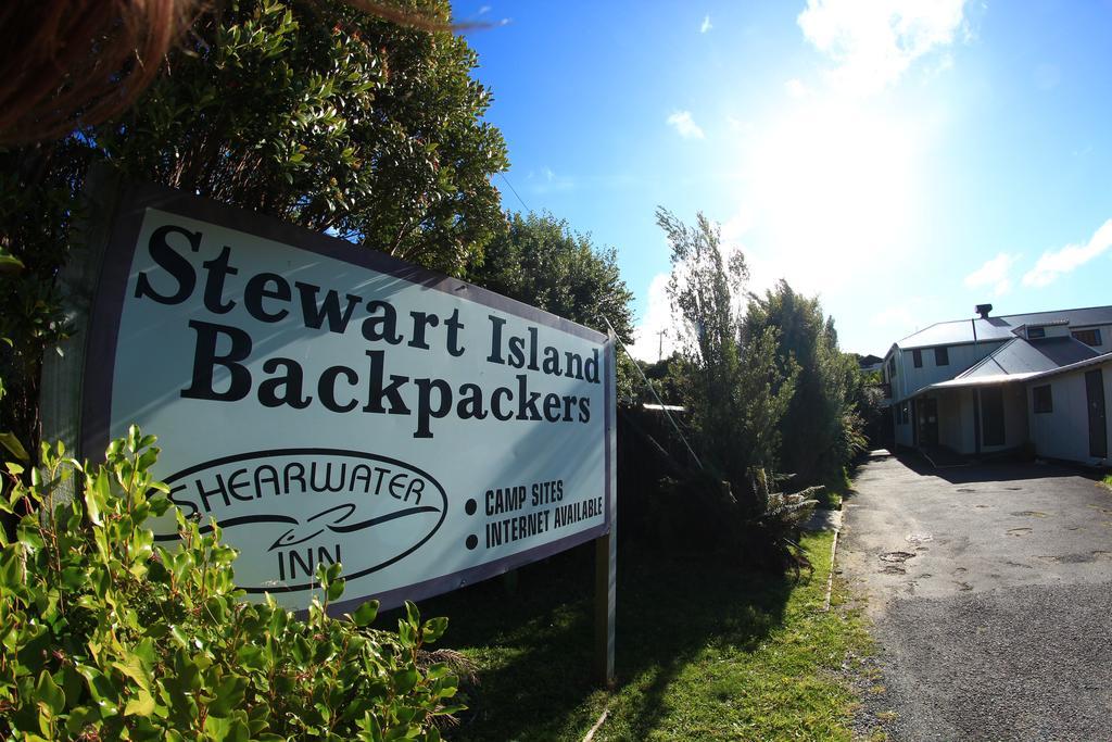 A Pousada Stewart Island Backpackers Half-moon Bay Exterior foto
